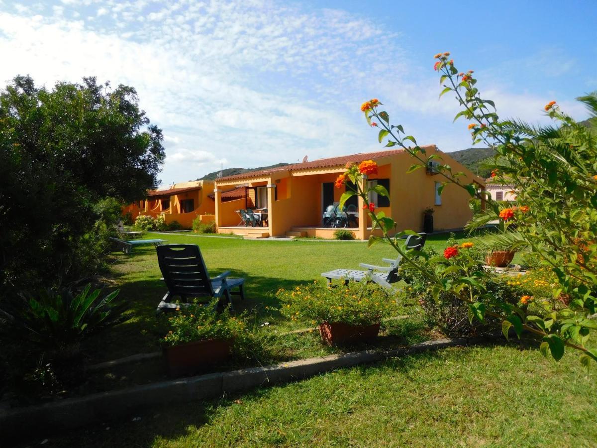 בודוני Residence La Pineta מראה חיצוני תמונה