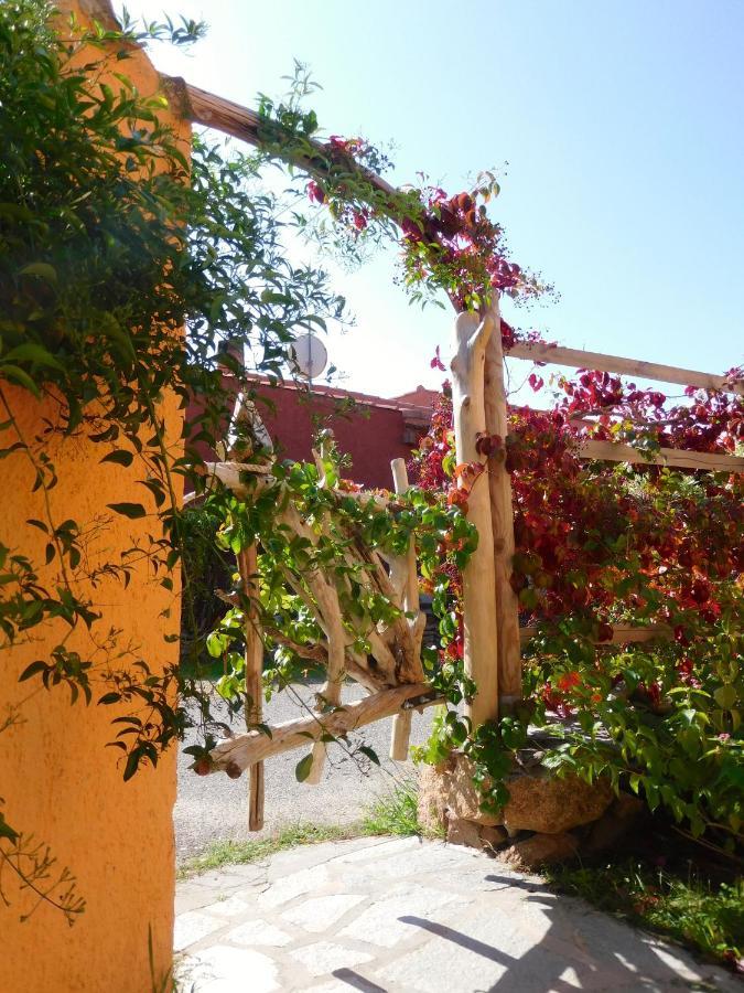 בודוני Residence La Pineta מראה חיצוני תמונה